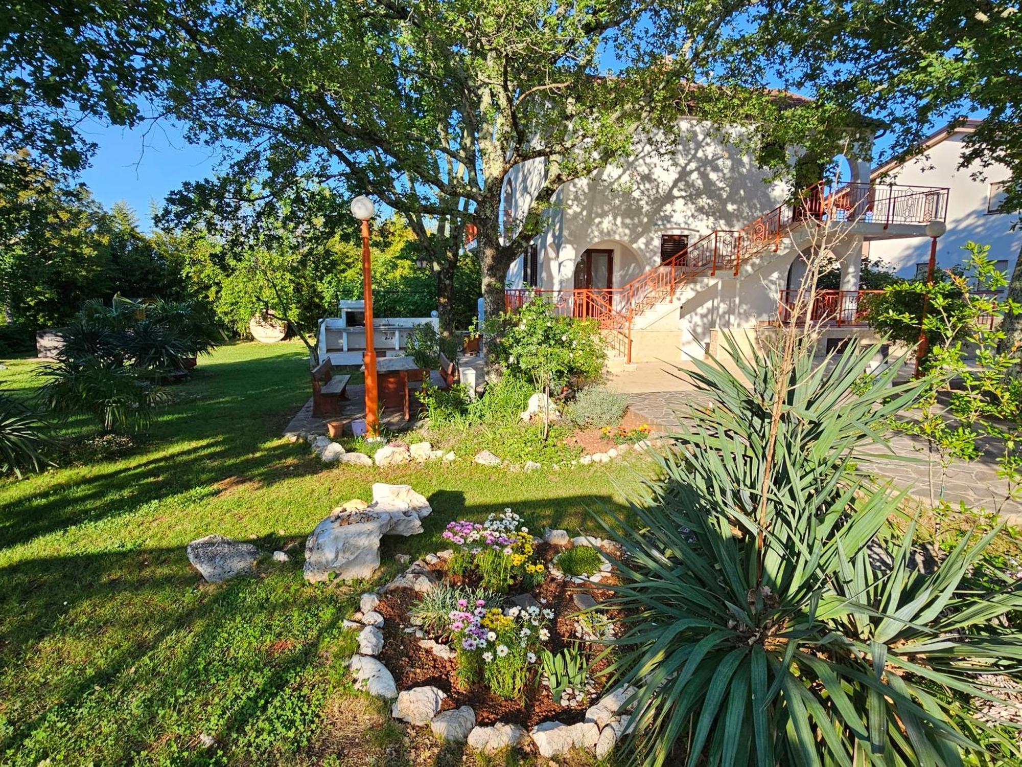 Villa Kucan Порат Екстер'єр фото